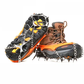 2019 NOVO ao ar livre do Skiing do Não-deslizamento Grampos de Gelo Garra Chuteiras de sapatos Anti-Derrapantes Picos para o Inverno de Caça de Escalada, Caminhadas Aperto de Aço