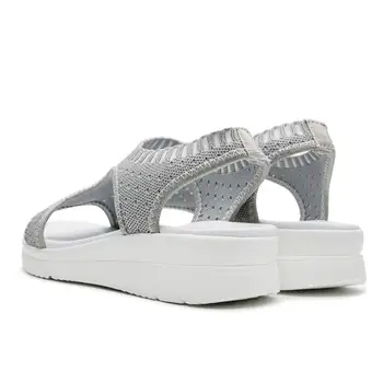 Verão Mulheres Novas Sandálias Casuais Escorregar no Respirável Sandálias de Cunha de Moda do Peep Toe de Malha Confortável Plataforma Sapatos Femininos