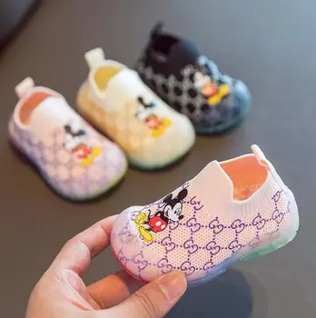 Disney sprin outono nova garota meias de bebê sapatos meninos do não-deslizamento macio, com sola de sapatos de criança Mickey único sapatos
