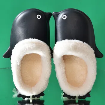 Bonito dos desenhos animados penguin slides de peles sapatos de inverno para menina rosa chinelos mulheres casual cool casa de sapatos