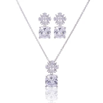 Claro CZ cor branca zircônia cúbica micro configuração oca flor de noiva requintado colar brincos conjunto de jóias de mulheres