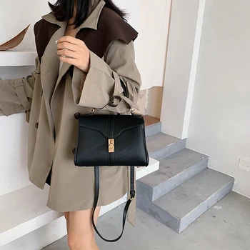 2020 outono e inverno fêmea nova moda de bolsa bolsa de ombro cor sólida retro PU saco de mensageiro de luxo designer mala