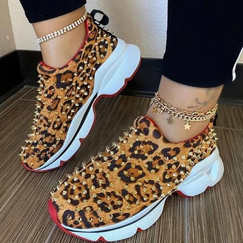 2020 Mulheres Tênis Senhora Rebite Sapatos de Leopardo Plataforma de Cunhas Casual Anti-derrapante Respirável para o Exterior Viagens Execução Deslizar Sobre