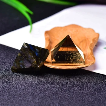 Super Lindo Aatural de Cristal de Quartzo Fumado Mineral Pirâmide Pode Ser Usada Para a Decoração Home DIY Presentes E Meditação Livre Shipp