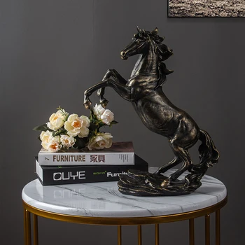 Nordic Criativo Dark Horse Modelo De Esculturas, Decoração Do Armário Do Vinho Cavalo Figuras De Arte Moderna Estátua Figuras De Animais Decoração