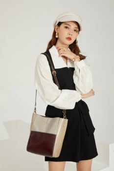 Saco de mulheres 2020 novas bolsas de couro estilo coreano cera de petróleo contraste costura de couro única de ombro messenger bag saco de balde