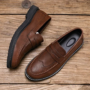 Homens Casual Marca de Sapatos de Couro Genuíno Mens Sapatos Mocassins Confortável Respirável Deslizamento na Condução Sapatos Preto Tamanho Plus 38-44 %