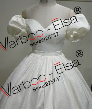 2018 Vestido de Noiva espumante Vestidos de Noiva decote em cetim de impressão Vintage Vestidos de Noiva marfim mangas arábia vestido branco