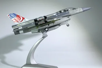 WLTK Escala 1/72 Modelo Militar Brinquedos RSAF F-16D Fighting Falcon Lutador Diecast de Metal Modelo de Avião de Brinquedo Para a Coleção,Presente
