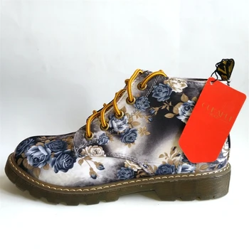 OUKAHUI estilo Britânico, Retro, Floral lace-up martin botas de mulheres Flores televisão salto baixo de tecido de impressão 3D Flor botas curtas feminino