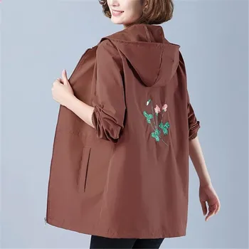 2020 Outono Mulher Jaqueta Estilo coreano Solta Fina e uma Jaqueta de Senhoras Flor Selvagem Bordado com Capuz Casaco Plus Size 6XL H126