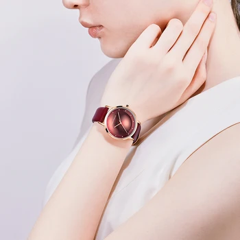 MINI-FOCO de Moda Casual Mulheres Relógios De 2020 Luxo Couro Pulseira de Relógio de Senhora, Mulher Simples Impermeável relógio de Pulso de Quartzo Meninas