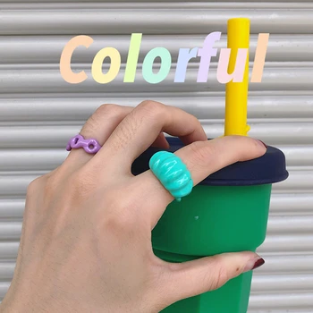 HUANZHI 2020 Novas Linda Individualidade pintados à Mão Colorfast Cor Sólida Geométrica Irregular anilhas Abertas para as Mulheres Jóia do Partido