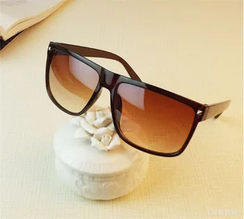 Moda vintage praça rebite de óculos de sol elegante Marca de Designer mulheres homens óculos de sol gafas de sol