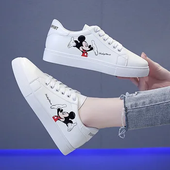 Dos desenhos animados de Disney do Mickey mouse chinelos de verão senhoras moda de nova selvagem televisão preguiçoso sem salto sandálias brancas pequenas