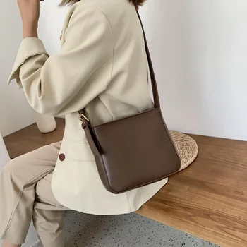 O coreano Moda Chic da Moda Sacos de Ombro para as Mulheres Novas Simples OL Suburbano Messenger Crossbody Flap Bag Senhoras INS Quente Bolsa
