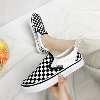 2021 a primavera e o outono novo preto e branco quadriculado lattice one-legged sapatos de lona de moda elegante par de sapatos