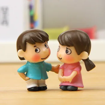 Resina Linda Boneca para DIY Casa de bonecas Acessórios para os Amantes de Casal, Casa de bonecas Decoração de Presente Brinquedos para Crianças