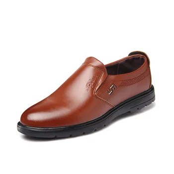 Nova Chegada Homens Deslizar Sobre Sapatos De Couro De Cor Sólida Business Flat Loafer Sapatos De Qualidade Superior Dos Homens Formal Sapatos